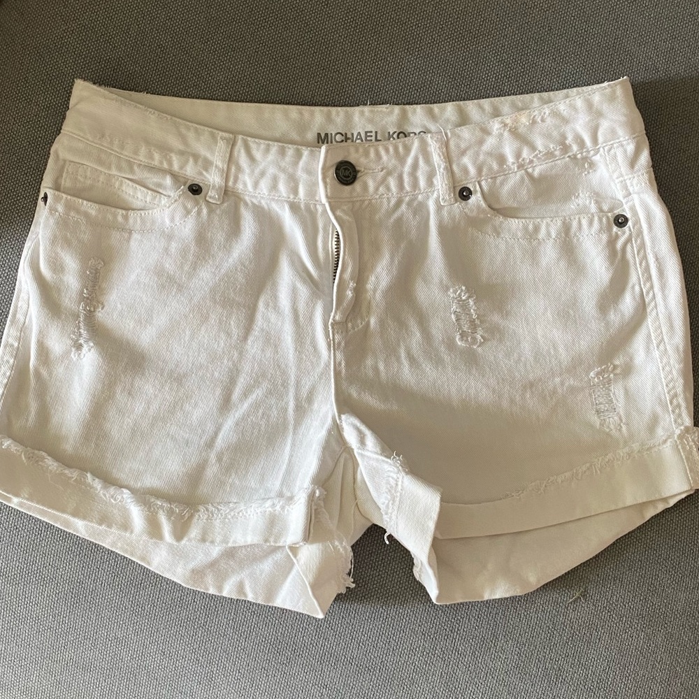 Michael Korda Mid Rise Shorts